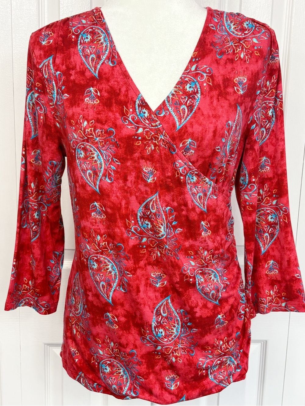 NorthStyle Red & Blue Paisley Print Ruched Faux Wrap 3/4 Sleeve Top Medium